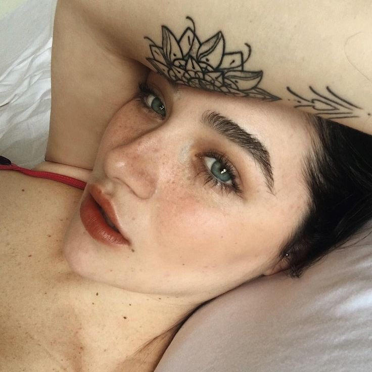 Michelle Alves Model