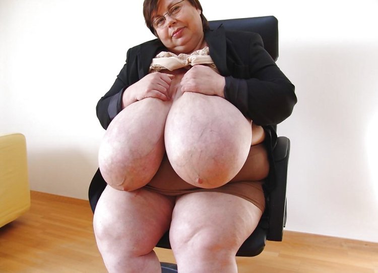 Karola Huge Breasts BBW in his youth