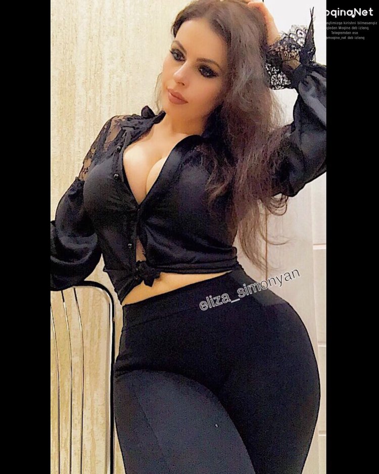 Onlifans Eliza Simonyan