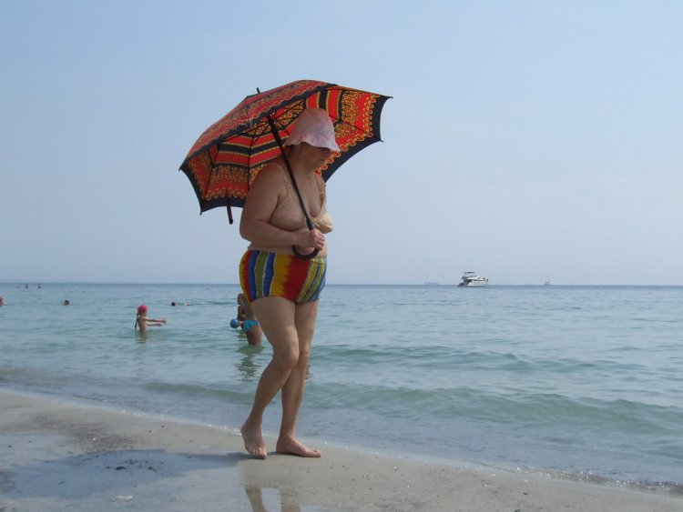 Olderly ladies in a swimsuit