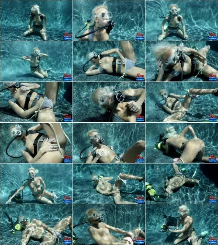 Underwater Sex Photo Blonde