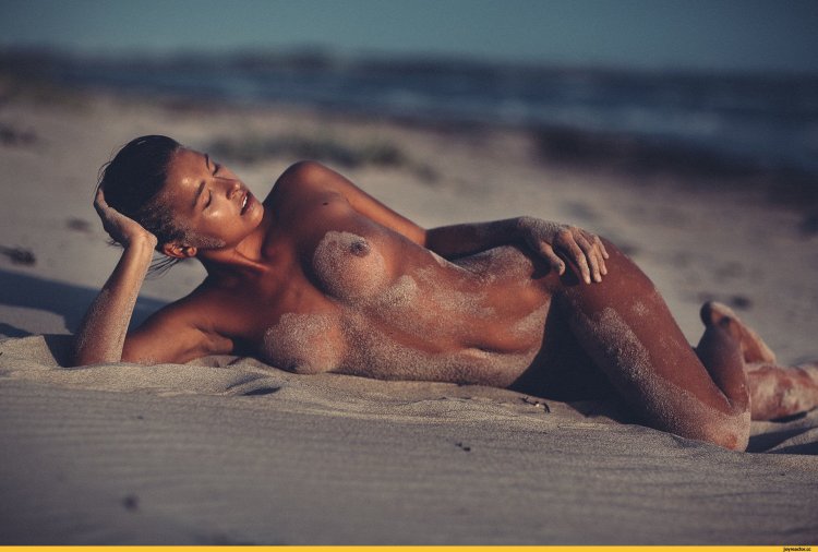 Girls on a nudian beach