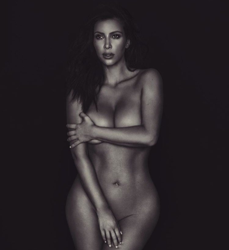 Kim Kardashian naked photo shoot