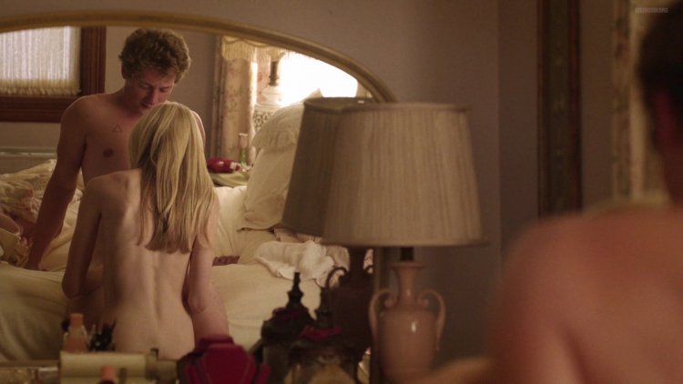 Laura Slade Wiggins shameless scene