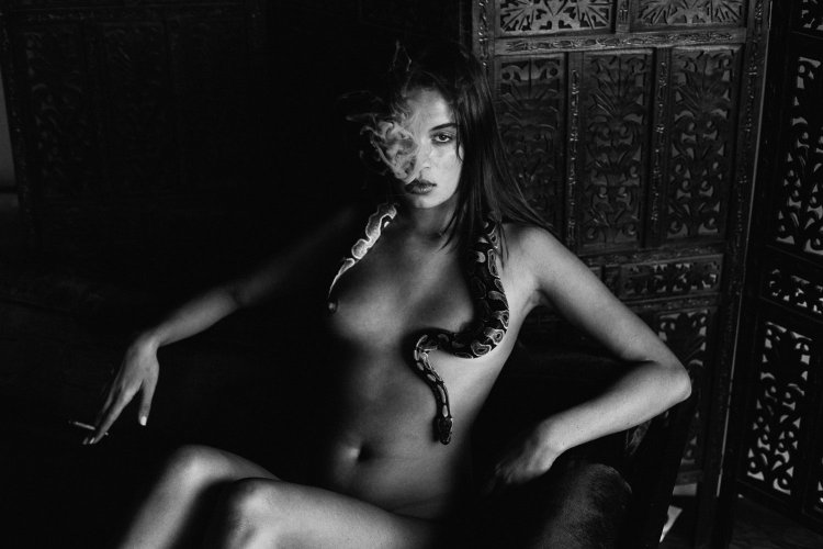 Milena Radulov is naked