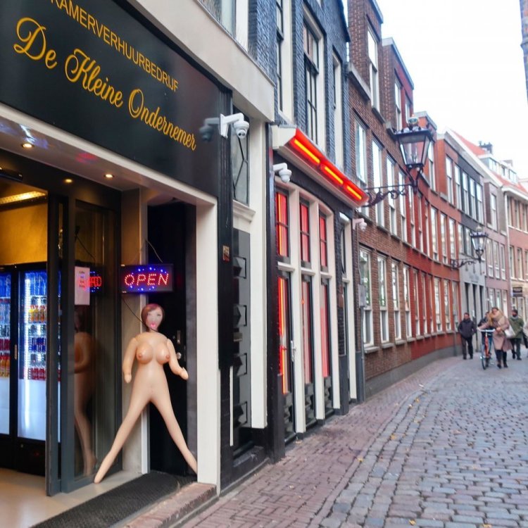 Amsterdam women on the streets naked
