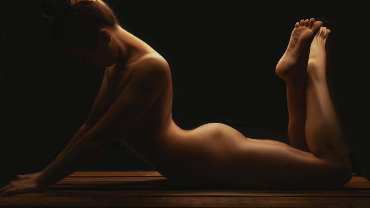 Women naked at the photographer Homemade