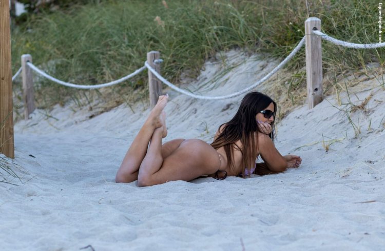 Claudia Romani Naked 18