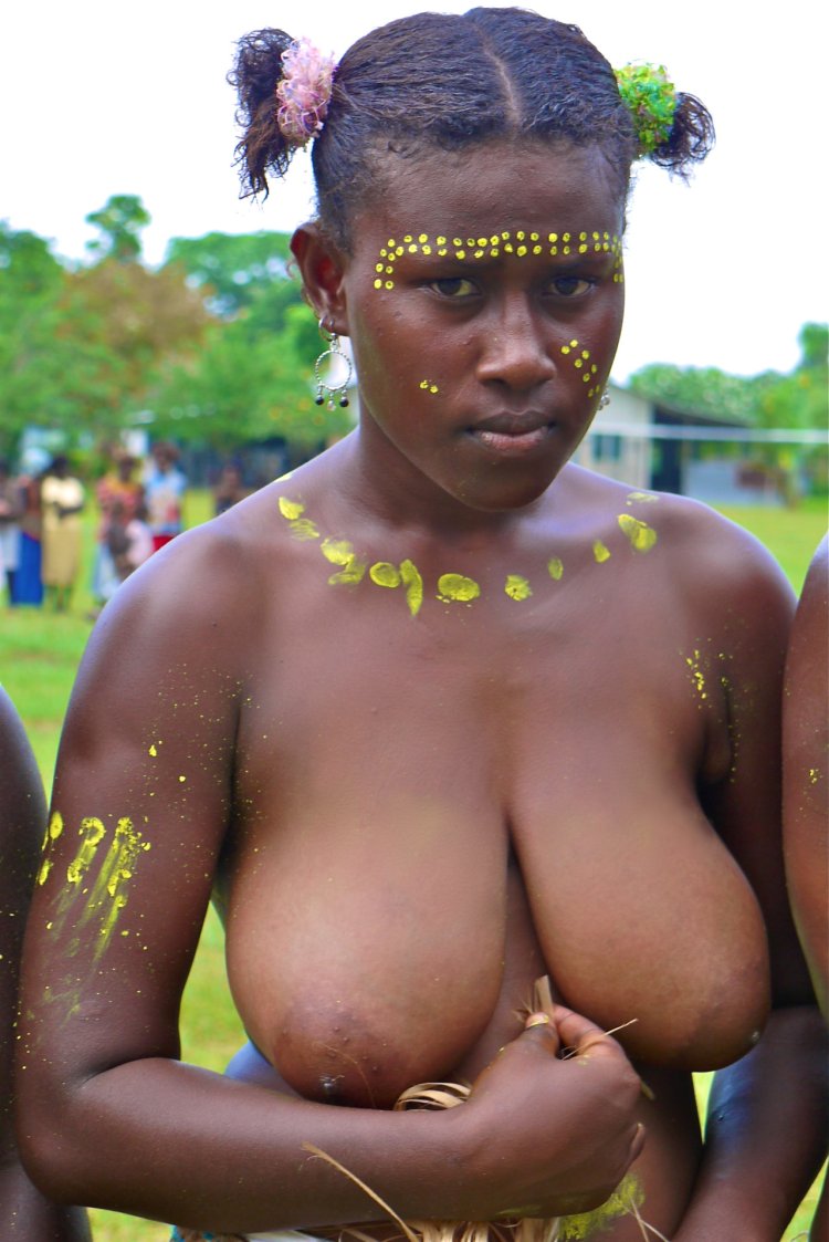 Naked women of African tribes
