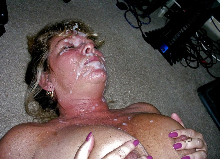 Cum in mature on the face of a private