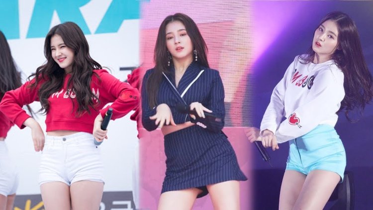 Beautiful Koreans in underwear