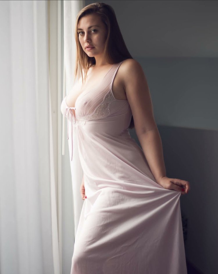 Model Lilias Wright Naked Ass