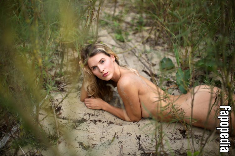 Jeska Marie Claire Pictures