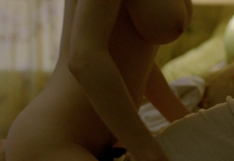 Alexandra Daddario Tits