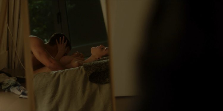 Esther exposito boobs