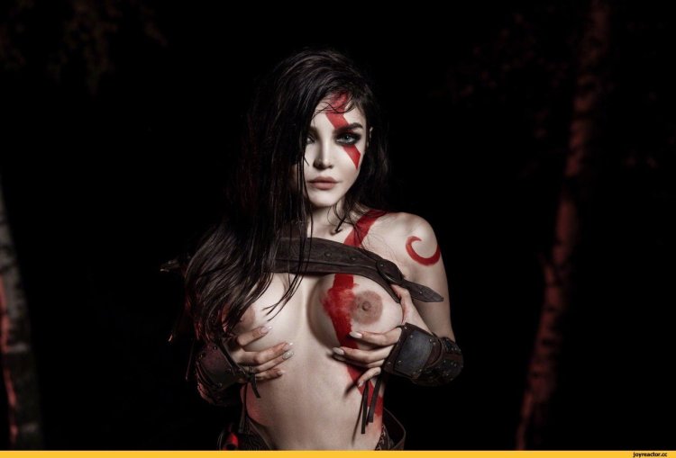 Christina Fink Zero Two