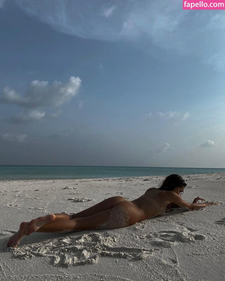 Lisa Kovalenko Model Erotic photos