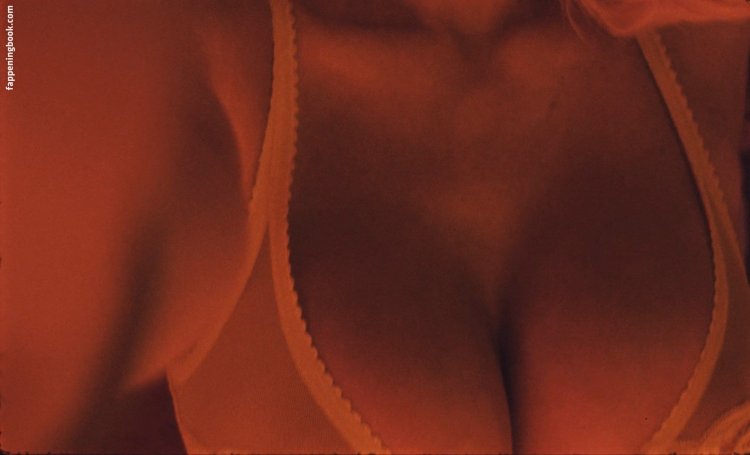 Kylie Jenner porn movie