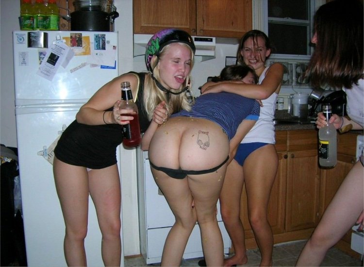 Naked drunk girls photo