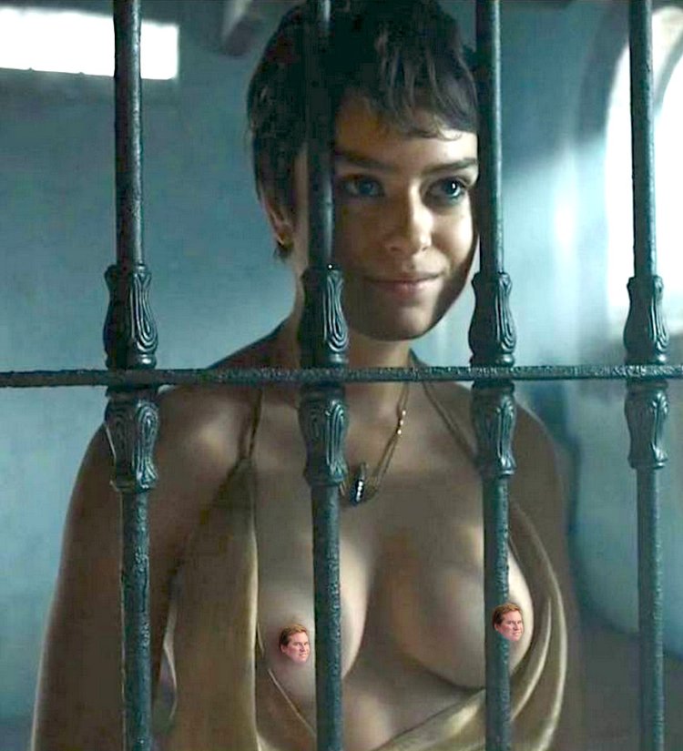 Rozabella Laurenti is naked