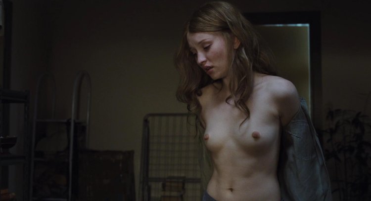 Emily Jane Browning Nudes