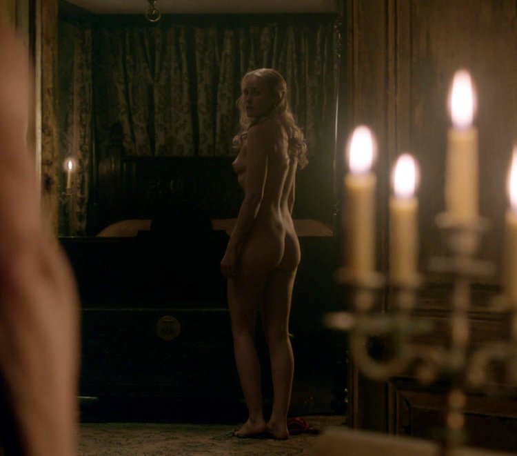 Crystal Mantecon Naked