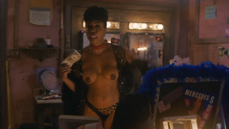 Shannon Wirri naked breasts