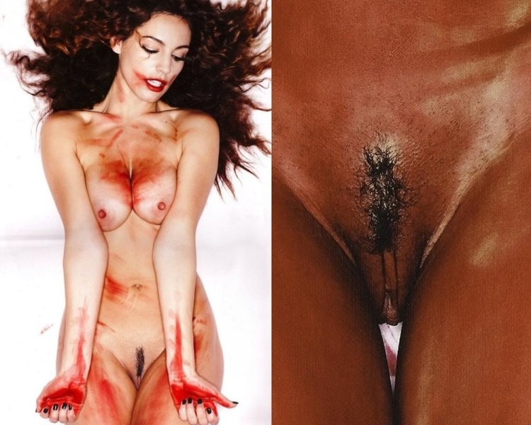 Football player Hope Solo Nude