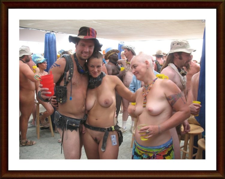 The event of the girl Topless