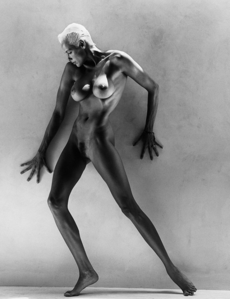 Bridget Nielsen 1986 Naked