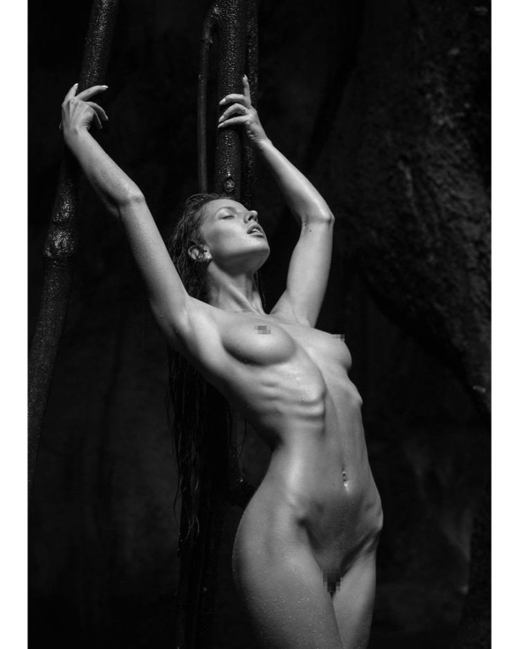 Julia Poddubny naked nude