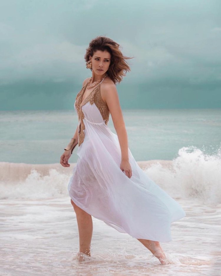 Carolina Miranda in a swimsuit