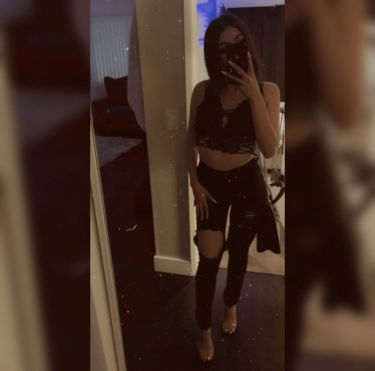 Naked actress Alona show