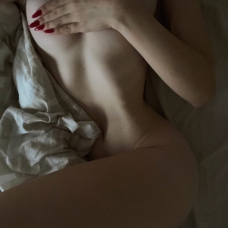 Anna Berzukh Tenderbite Naked