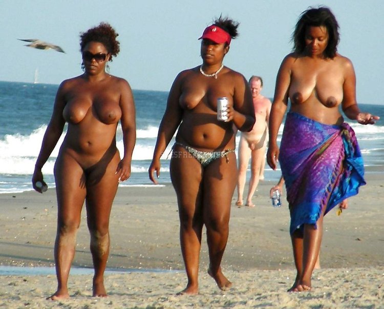 Little nudists in Brazil