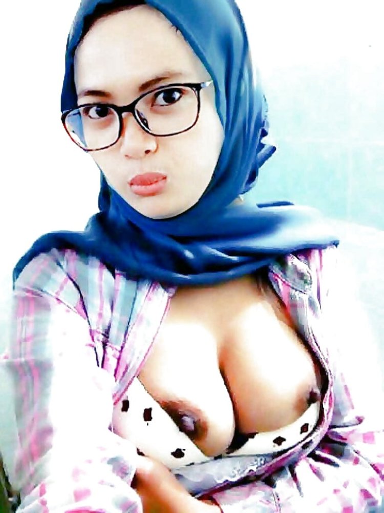 Muslims with big tits