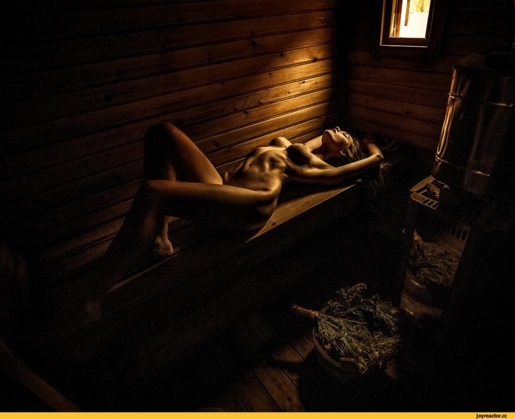 Naked women in the bathhouse and sauna
