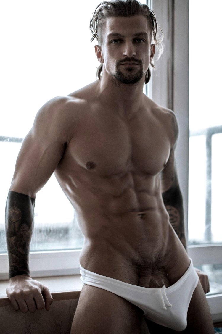 Alexander Zhirmont Member