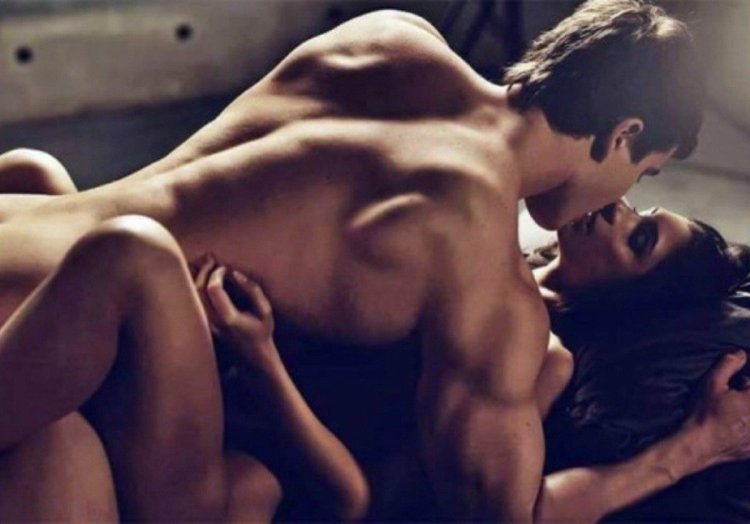 Unusual photo shoots of girls nude