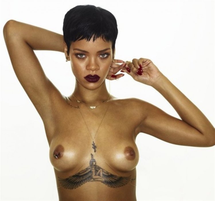 Rihanna naked photo shoots