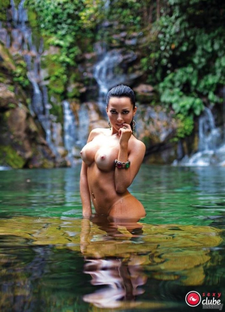 Naked Brazilian porn model