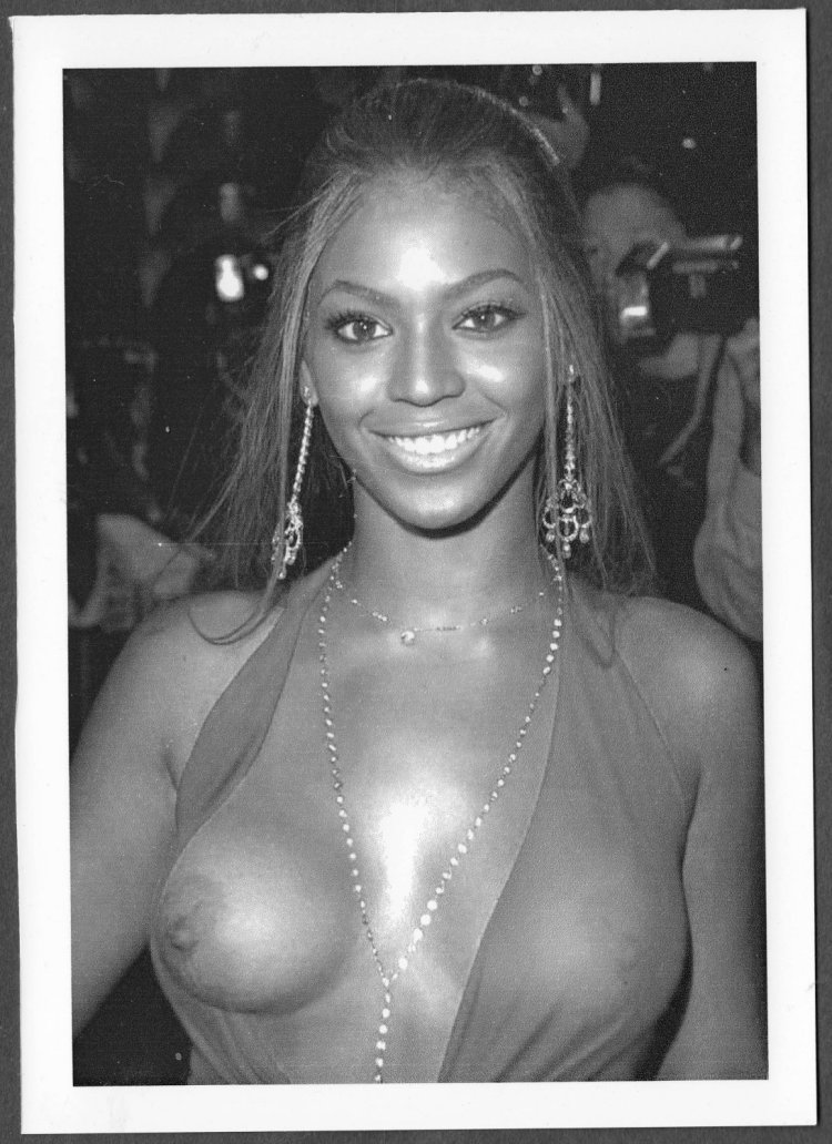 American singer Beyoncé XXX