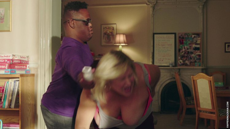 Bridget Everett Tits