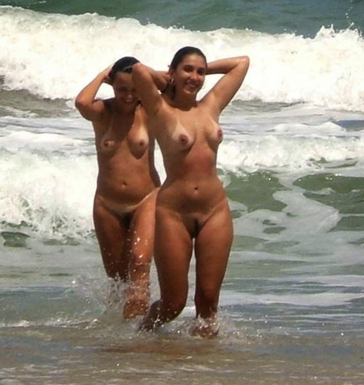 Erotic dancing on the beach