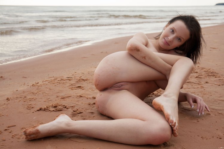 Busty Agatha Having Fun at the Beach Naked