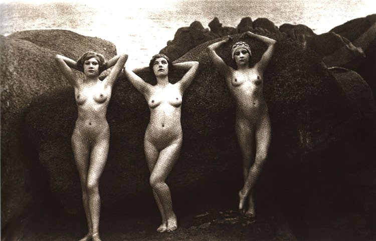 Naked women of Nazi Germany