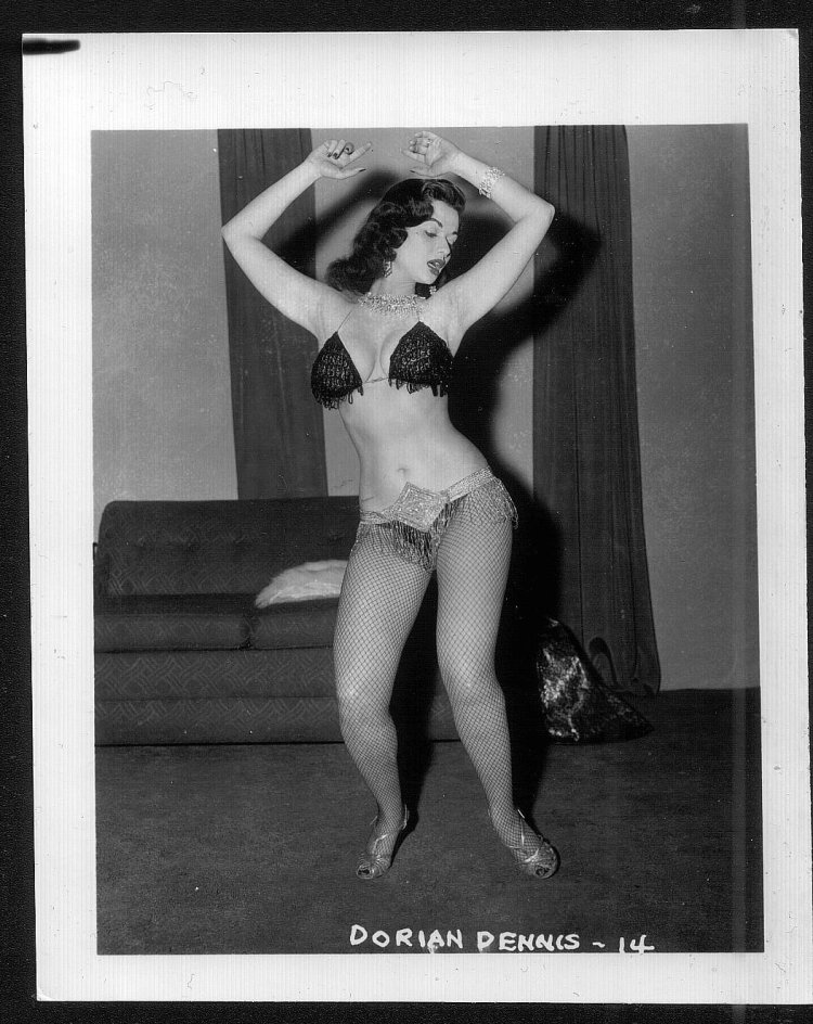 Dorian Dennis Burlesque