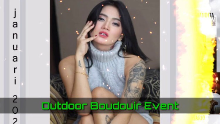 Kim Kardashian Instagram in underwear