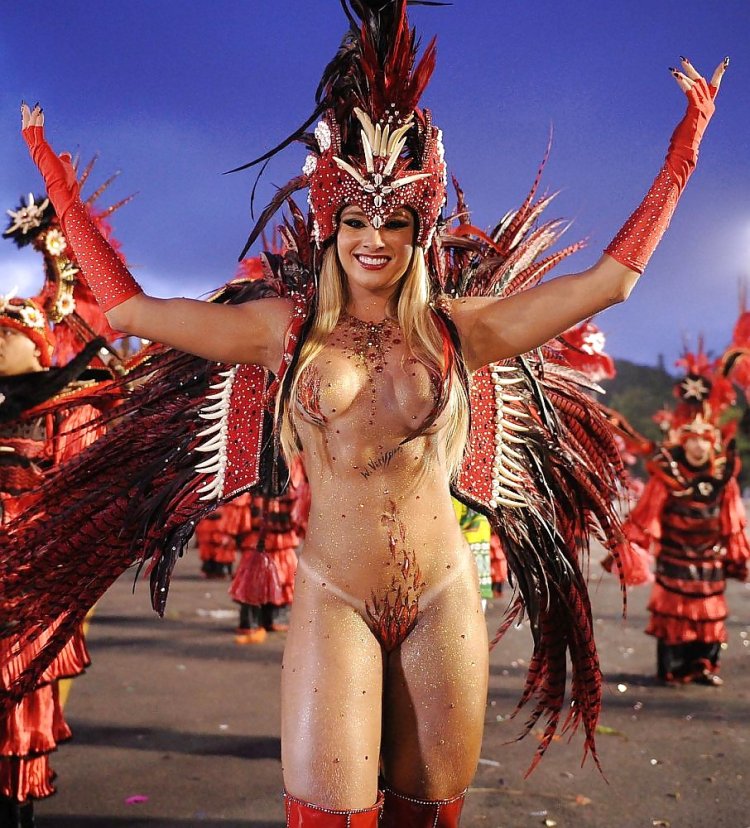 Naked carnival Brazil 1986