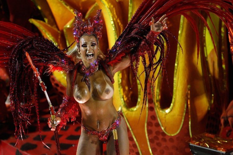 Naked carnival Brazil 1986